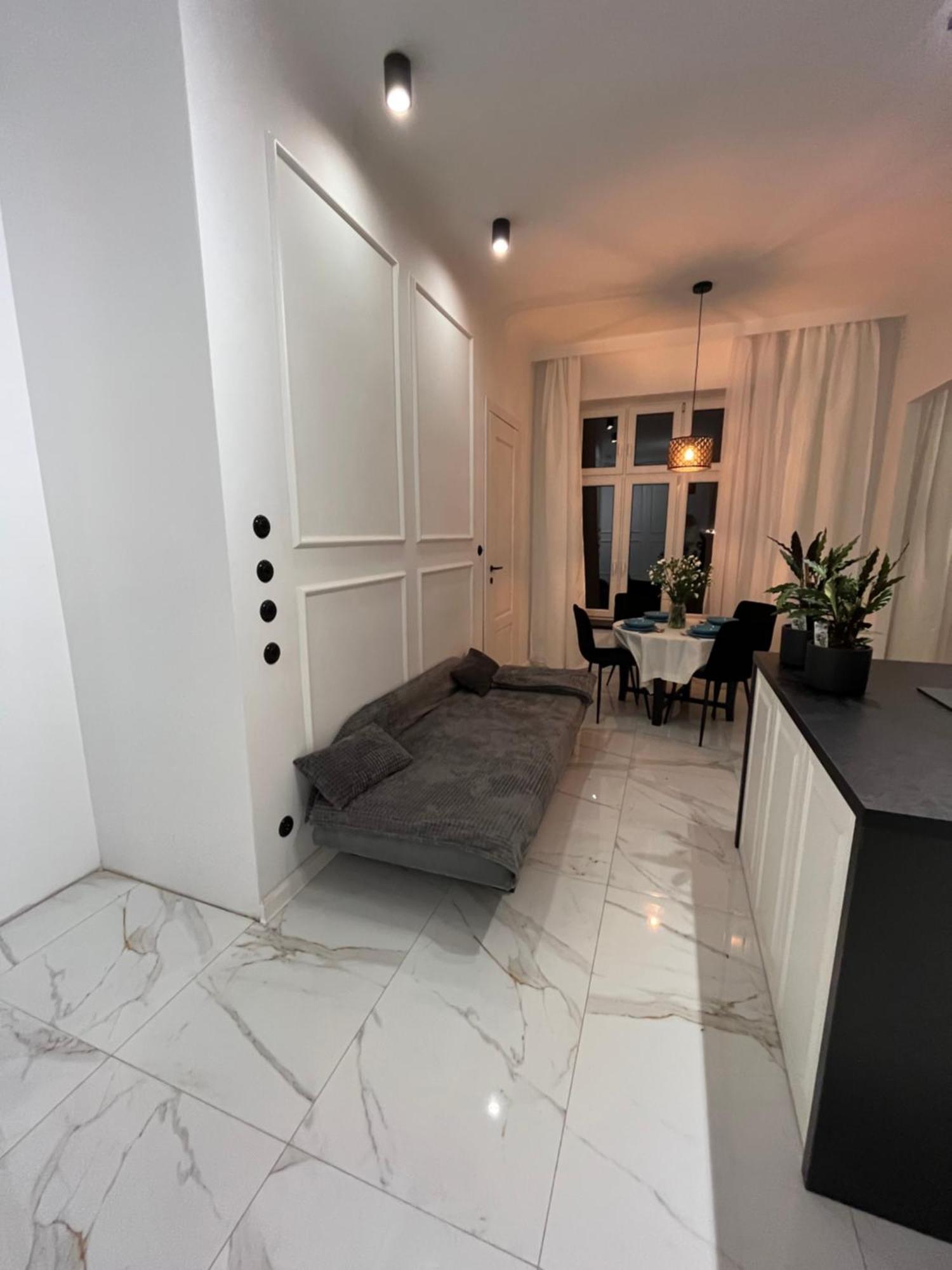 Jezyce Centrum Apartment